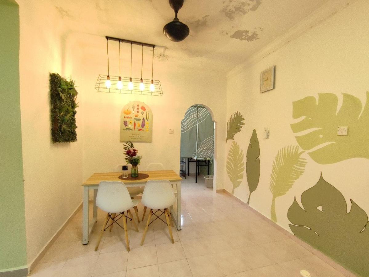 Mini Green Homestay Kulai Exteriör bild